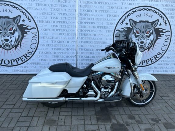 HARLEY-DAVIDSON FLHX STREET GLIDE